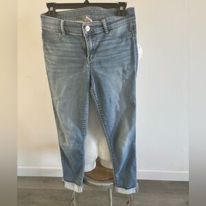 Juicy Couture Light Blue Cropped Jeans